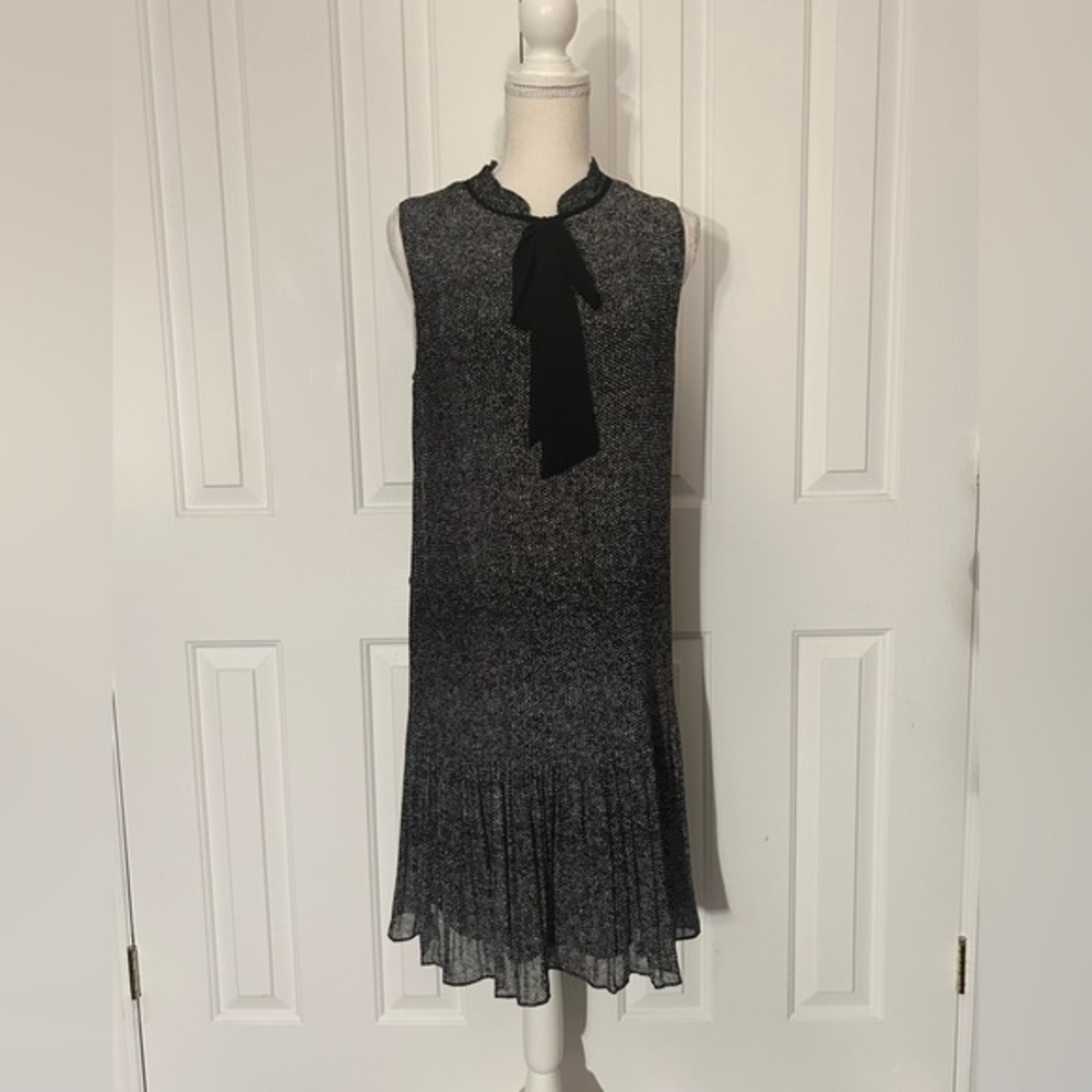 NWOT DKNY Pleated Sleeveless Midi Dress, Bow, Black & White, Size 8